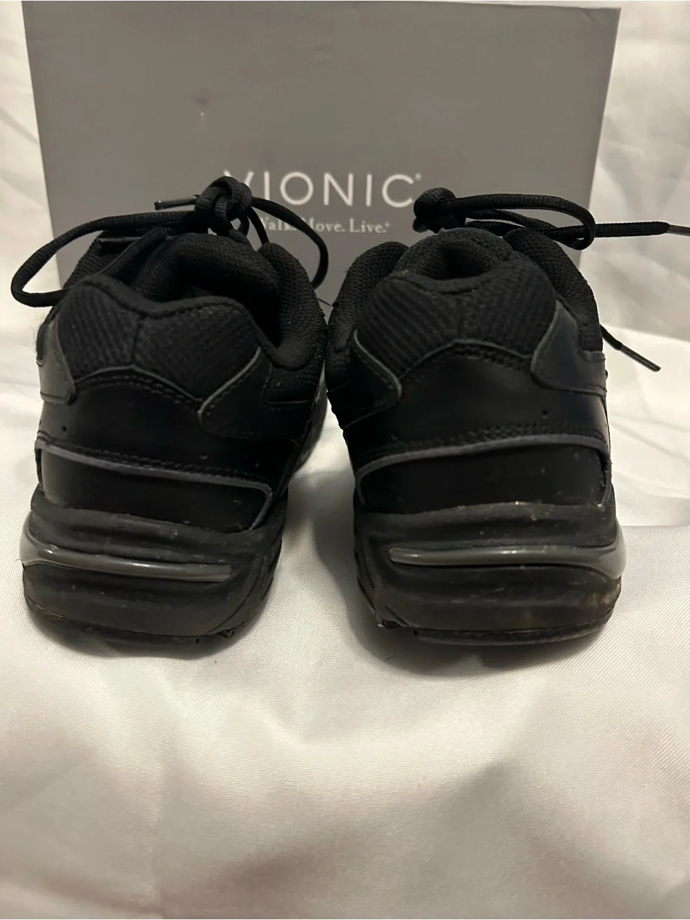 Vionic Women’s Black Athletic Comfort Sneakers